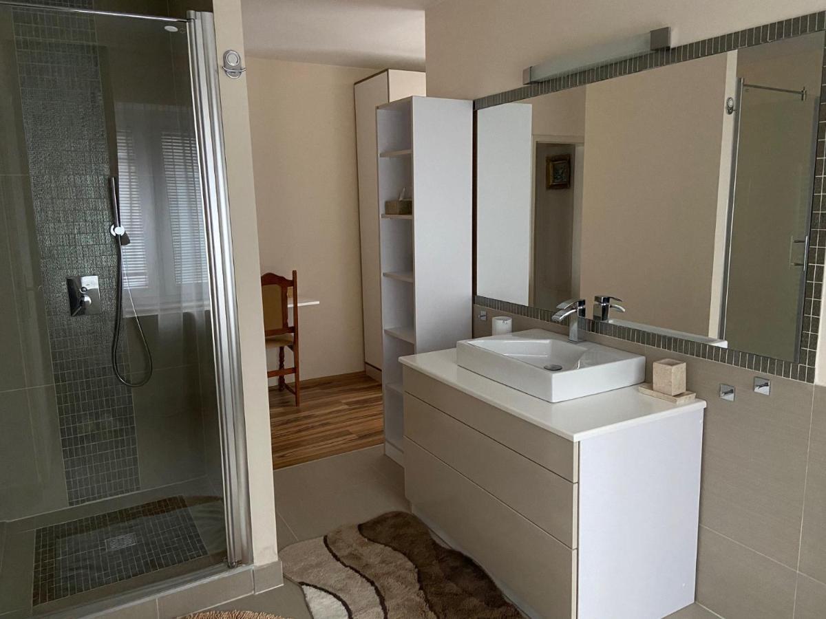 Sobe Djurdjevic Hotel Zatonje Luaran gambar