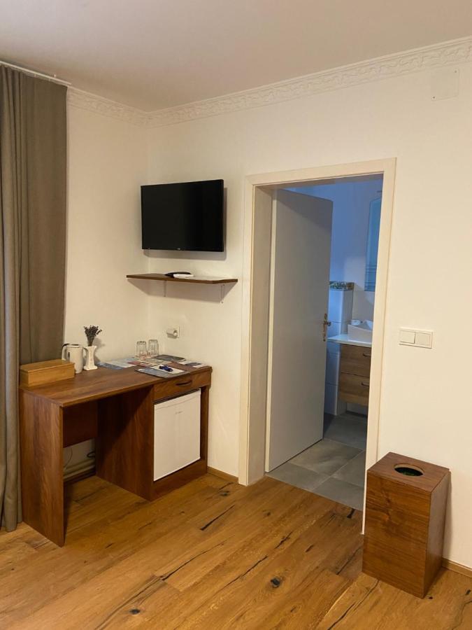 Sobe Djurdjevic Hotel Zatonje Luaran gambar
